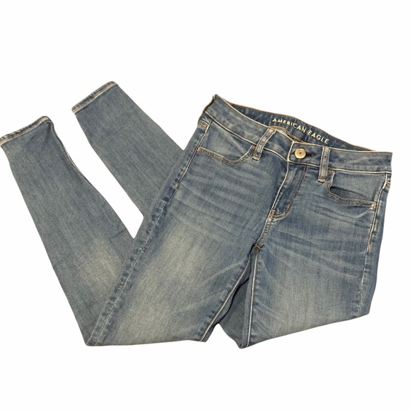 American Eagle Outfitters Denim - American Eagle Super Stretch Jegging Jeans Women’s Size 2 Low Rise Medium Wash